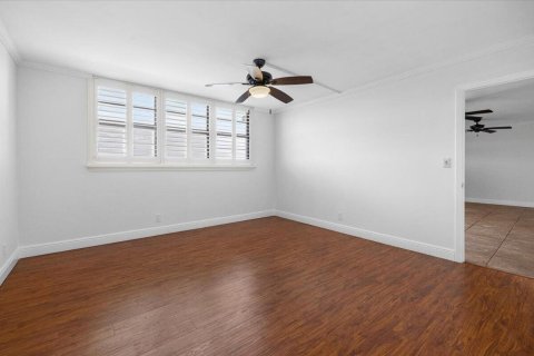 Condo in Deerfield Beach, Florida, 2 bedrooms  № 2248402 - photo 12