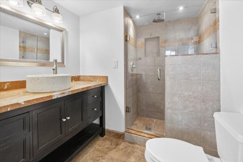 Condo in Deerfield Beach, Florida, 2 bedrooms  № 2248402 - photo 14