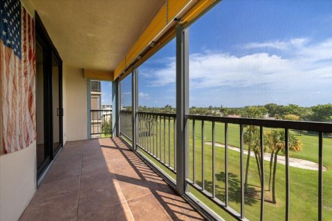 Condo in Deerfield Beach, Florida, 2 bedrooms № 2248402