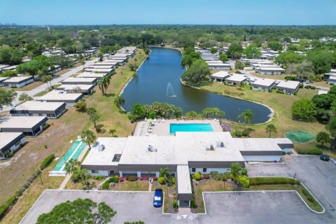 Condo in Sarasota, Florida, 2 bedrooms № 2105031 - photo 30