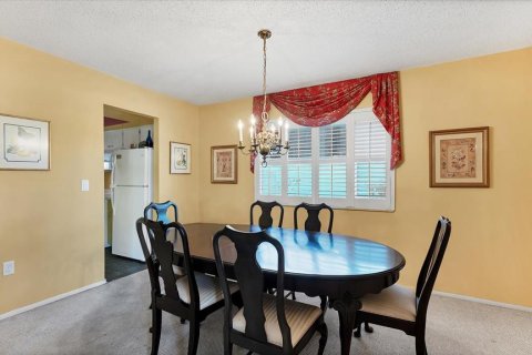 Condo in Sarasota, Florida, 2 bedrooms № 2105031 - photo 12