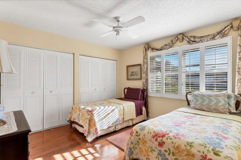 Condo in Sarasota, Florida, 2 bedrooms № 2105031 - photo 21