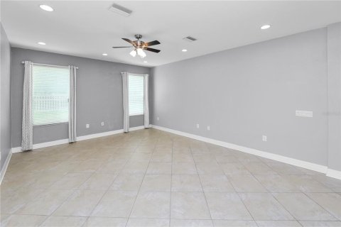 Casa en alquiler en Wesley Chapel, Florida, 4 dormitorios, 302.58 m2 № 1910793 - foto 21