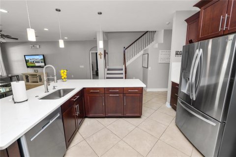 Casa en alquiler en Wesley Chapel, Florida, 4 dormitorios, 302.58 m2 № 1910793 - foto 7