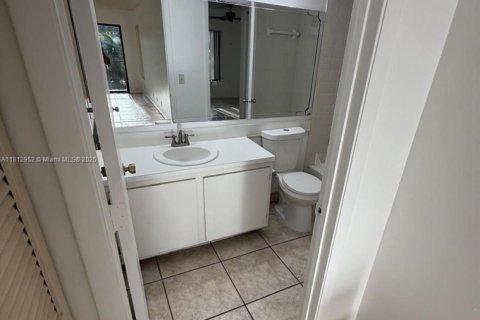 Condo in Greenacres, Florida, 1 bedroom  № 1875265 - photo 9