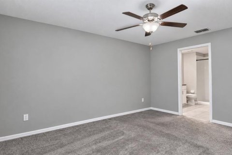 Villa ou maison à louer à Apollo Beach, Floride: 3 chambres, 143.07 m2 № 2429149 - photo 5