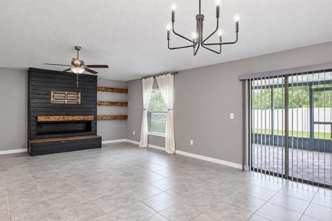 Villa ou maison à louer à Apollo Beach, Floride: 3 chambres, 143.07 m2 № 2429149 - photo 4