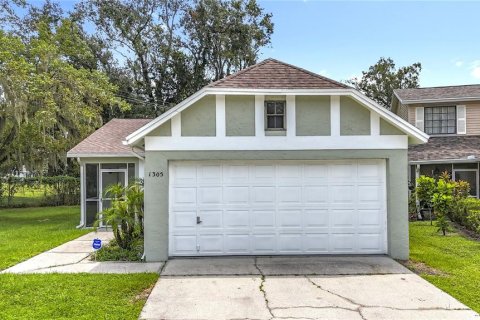 Casa en venta en Lakeland, Florida, 3 dormitorios, 107.58 m2 № 1916263 - foto 1