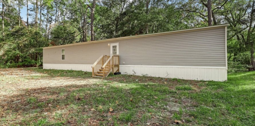 House in Jacksonville, Florida 3 bedrooms, 104.7 sq.m. № 877839