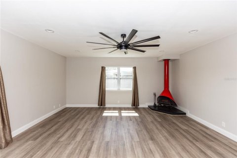 House in Sanford, Florida 3 bedrooms, 134.24 sq.m. № 1568767 - photo 7