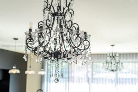 Купить виллу или дом в Майами, Флорида 3 спальни, 161.65м2, № 1985639 - фото 12