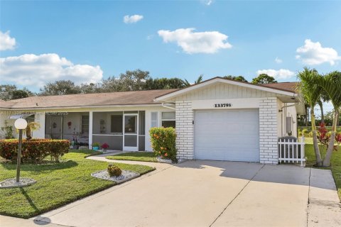 House in Delray Beach, Florida 2 bedrooms, 99.03 sq.m. № 1465850 - photo 2