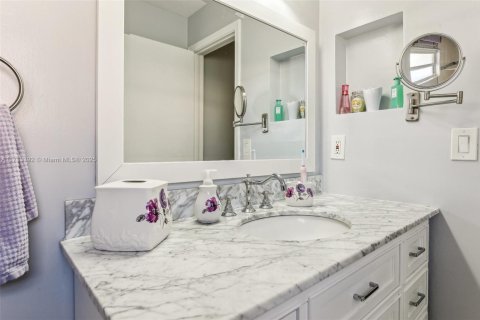 House in Delray Beach, Florida 2 bedrooms, 99.03 sq.m. № 1465850 - photo 24