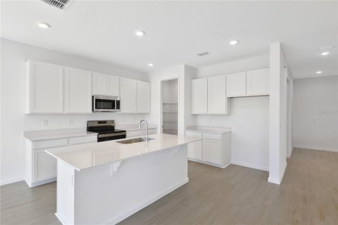 Villa ou maison à vendre à Ocala, Floride: 4 chambres, 218.51 m2 № 2277718 - photo 7