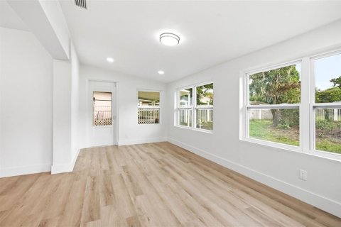 Villa ou maison à vendre à Orlando, Floride: 3 chambres, 138.98 m2 № 2353174 - photo 25