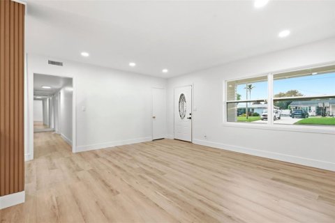 Villa ou maison à vendre à Orlando, Floride: 3 chambres, 138.98 m2 № 2353174 - photo 5