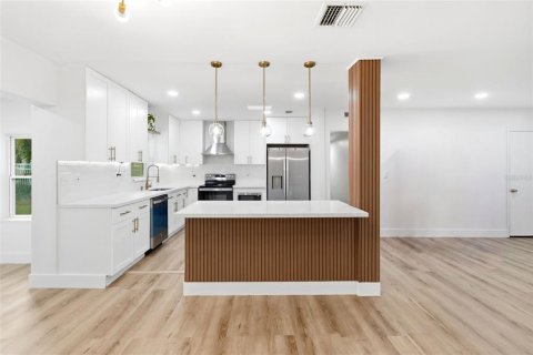 Villa ou maison à vendre à Orlando, Floride: 3 chambres, 138.98 m2 № 2353174 - photo 7