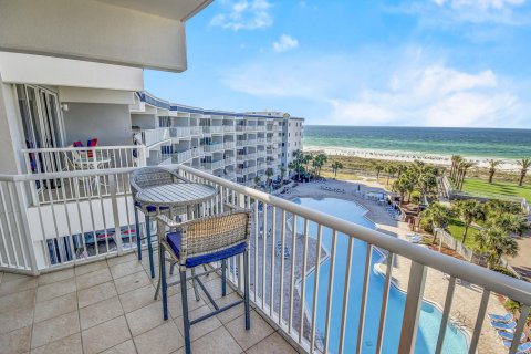 Condominio en venta en Fort Walton Beach, Florida, 3 dormitorios, 118.82 m2 № 559549 - foto 1