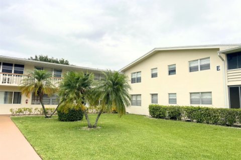 Condo in West Palm Beach, Florida, 1 bedroom  № 2191552