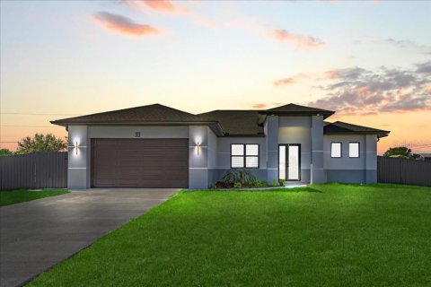 Casa en Cape Coral, Florida 4 dormitorios, 170.2 m2 № 2093525