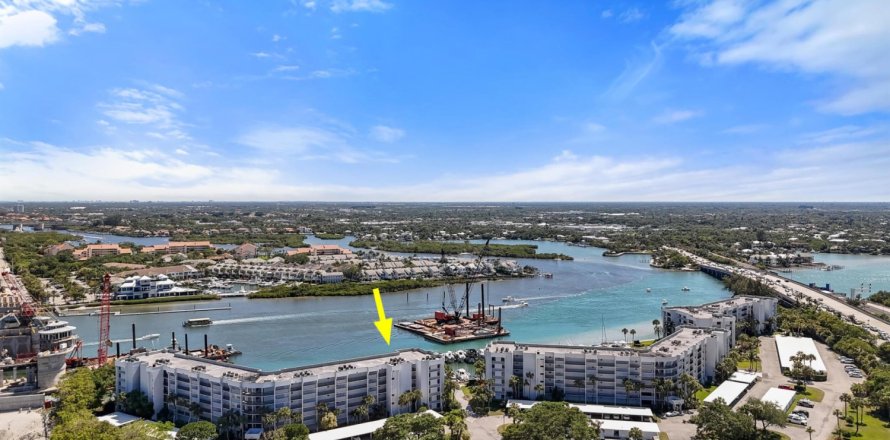 Condo in Jupiter, Florida, 2 bedrooms № 1132826