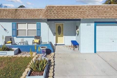 House in Largo, Florida 3 bedrooms, 120.22 sq.m. № 2206988 - photo 15