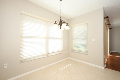 Villa ou maison à vendre à Kissimmee, Floride: 4 chambres, 213.12 m2 № 1793164 - photo 15