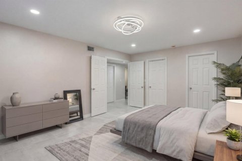 Townhouse in Palm Beach Gardens, Florida 3 bedrooms, 161.65 sq.m. № 2392572 - photo 12