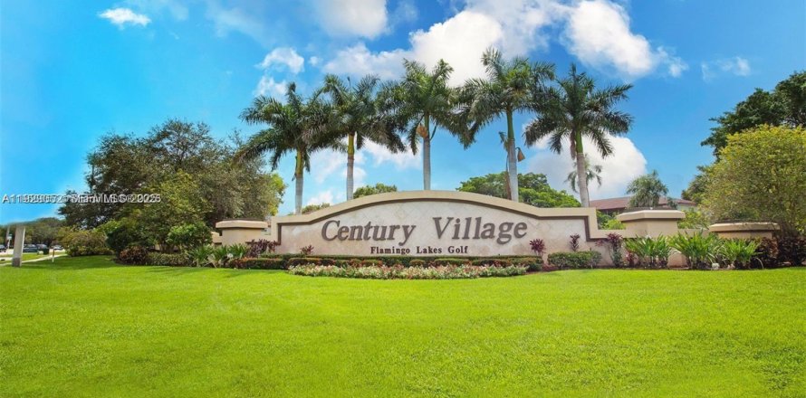 Кондоминиум с 1 спальней в Пемброк-Пайнс, Флорида № 1987746