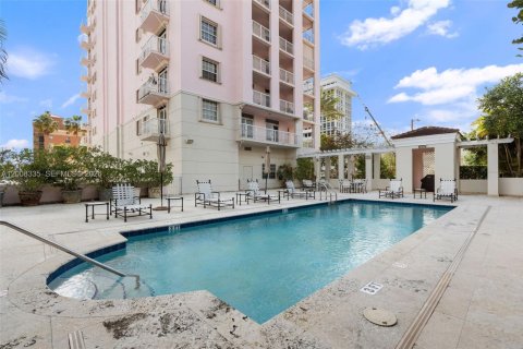 Condo in Coral Gables, Florida, 1 bedroom  № 2089707 - photo 22