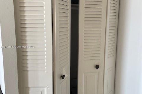 Condo in Sunny Isles Beach, Florida, 1 bedroom  № 1973433 - photo 26