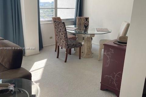 Condo in Sunny Isles Beach, Florida, 1 bedroom  № 1973433 - photo 22