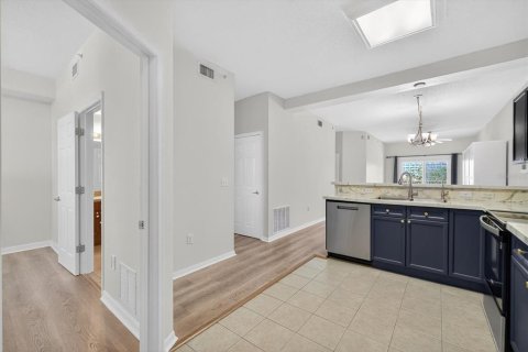Condominio en alquiler en Saint Petersburg, Florida, 2 dormitorios, 106 m2 № 1850047 - foto 11