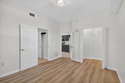 Condominio en alquiler en Saint Petersburg, Florida, 2 dormitorios, 106 m2 № 1850047 - foto 13