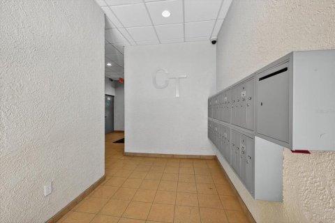Condominio en alquiler en Saint Petersburg, Florida, 2 dormitorios, 106 m2 № 1850047 - foto 6