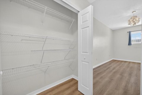 Condominio en alquiler en Saint Petersburg, Florida, 2 dormitorios, 106 m2 № 1850047 - foto 21