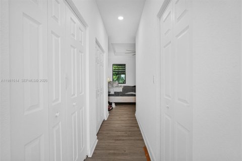 Купить таунхаус в Форт-Лодердейл, Флорида 3 спальни, 139.91м2, № 2045063 - фото 9