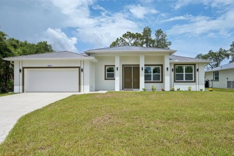 House in North Port, Florida 3 bedrooms, 153.47 sq.m. № 1866736 - photo 3