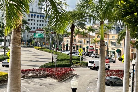 Condo in Hollywood, Florida, 2 bedrooms  № 2081285 - photo 27