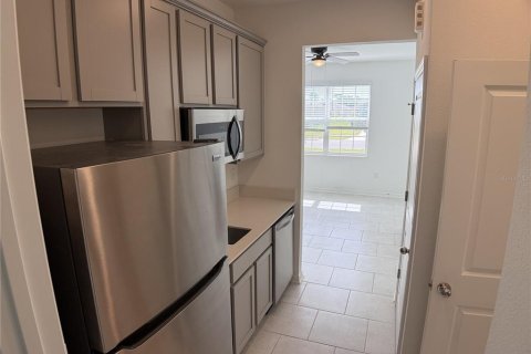 House in Edgewater, Florida 5 bedrooms, 197.42 sq.m. № 1795720 - photo 19