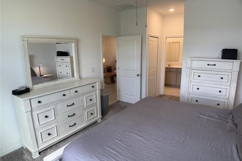 House in Edgewater, Florida 5 bedrooms, 197.42 sq.m. № 1795720 - photo 11