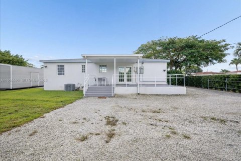 Casa en venta en Miami, Florida, 3 dormitorios, 124.86 m2 № 2032867 - foto 26