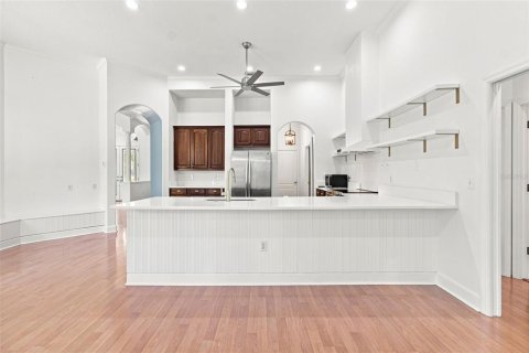 House in Bradenton, Florida 4 bedrooms, 315.87 sq.m. № 2348027 - photo 19