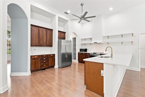 House in Bradenton, Florida 4 bedrooms, 315.87 sq.m. № 2348027 - photo 15