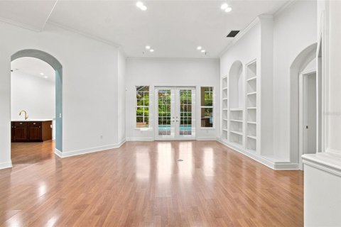 House in Bradenton, Florida 4 bedrooms, 315.87 sq.m. № 2348027 - photo 4