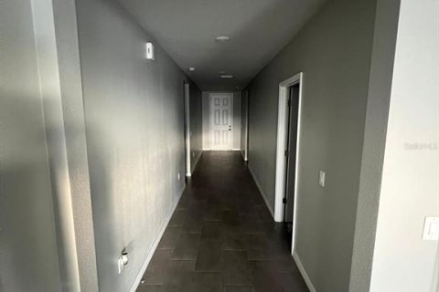 Купить виллу или дом в Уинтер-Хейвен, Флорида 3 комнаты, 182.46м2, № 2148707 - фото 3