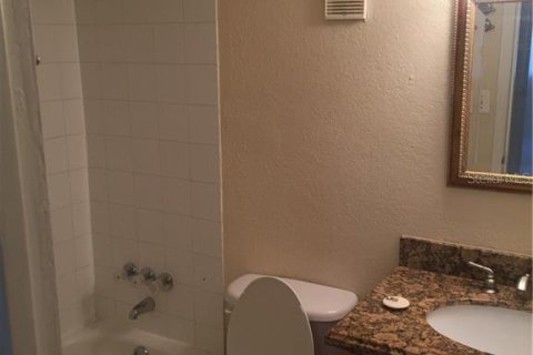 Condominio en alquiler en Orlando, Florida, 2 dormitorios, 90.67 m2 № 1675049 - foto 6