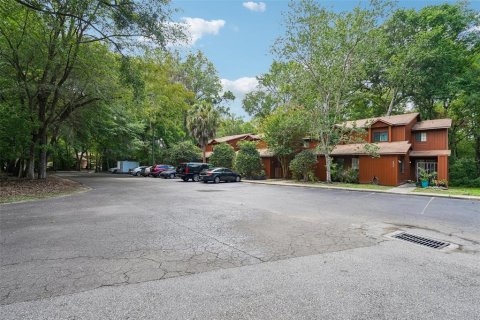 Townhouse in Gainesville, Florida 3 bedrooms, 127.28 sq.m. № 2106895 - photo 3