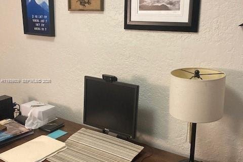 Copropriété à louer à Miami Beach, Floride: 41.81 m2 № 1997076 - photo 7