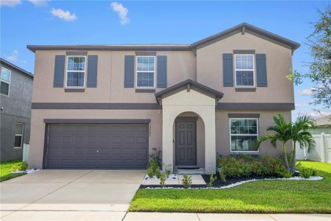 House in Riverview, Florida 4 bedrooms, 244.8 sq.m. № 1915848 - photo 1